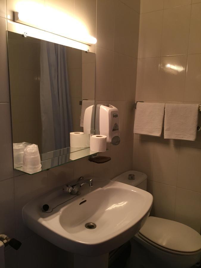 Hotel Restaurante Derby Carballino Kültér fotó